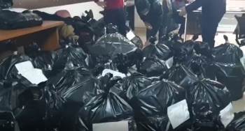 Jandarma Delillere Ulaşmak İçin Çöp Kutularına Dahi Baktı
