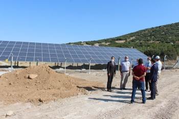 Köylüler İçme Suyu İhtiyaçlarını Karşılamak İçin Güneş Enerji Sistemi Kurdu
