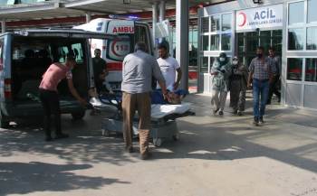 Kurban Kesimi Esnasında Yaralanan 20 Kişi Hastanenin Yolunu Tuttu
