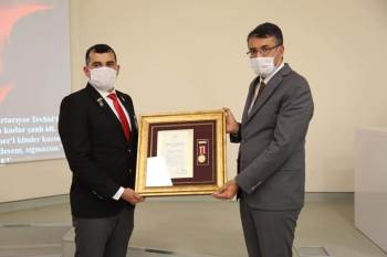 Kütahya’Da 2 Şehit Yakını Ve 2 Gaziye ’Devlet Övünç Madalyası’
