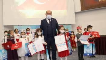 Kütahya’Da İstiklal Marşı’Nı Ezberden Okuma Yarışması
