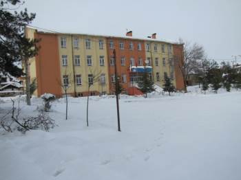 Kütahya’Da Okullara Kar Tatili
