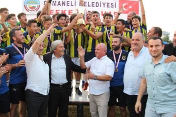Lefke Cup U15 2019 Futbol Turnuvası’Nın Şampiyonu Fenerbahçe Oldu
