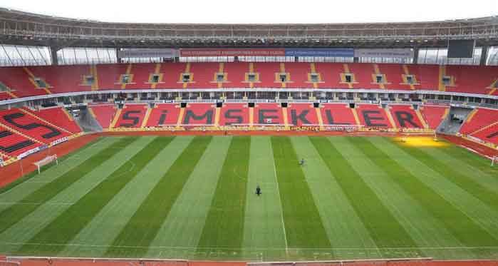 Ligin en büyük stadyumu Eskişehir'de!