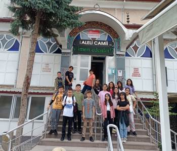 Ortaokul Öğrencileri Gençlik Merkezi’Ni Ziyaret Etti
