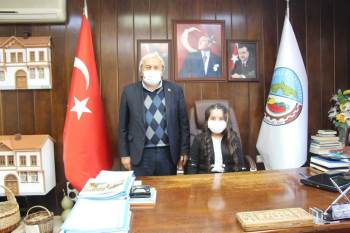 Osmaneli Belediyesi’Nin Yeni Temsili Başkanı Selen Eroğlu
