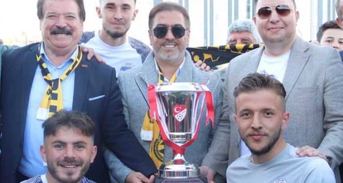 Polatlı Belediyespor şampiyonluk kupasına kavuştu
