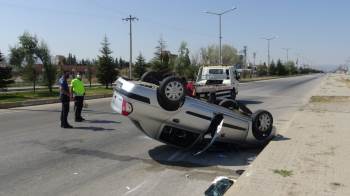 Sandıklı’Da Trafik Kazası: 5 Yaralı
