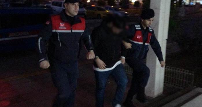 Suç makinesi Eskişehir'i de es geçmedi! Sosyal medyadan böyle dolandırmış...