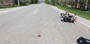 Şuhut’Ta Otomobil İle Motosiklet Çarpıştı: 1 Yaralı
