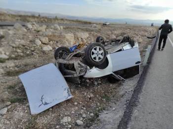 Şuhut’Ta Trafik Kazası: 5 Yaralı
