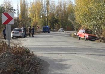 Şuhut’Taki Trafik Kazasında Ağır Yaralanan Şahıs Hayatını Kaybetti
