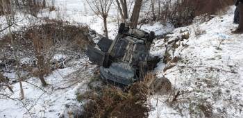 Takla Atan Otomobilde 4 Kişi Yaralandı
