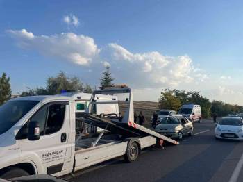 Takla Atan Otomobilin Sürücüsü Ağır Yaralandı
