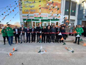 Tarım Kredi Kooperatif Marketi İhsaniye İlçesinde De Açıldı
