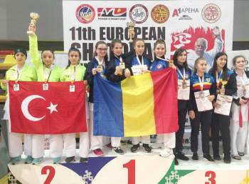Tavşanlı Karate Kulübü Avrupa’Dan Madalyalar İle Döndü
