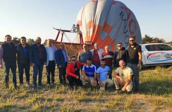 Termal Otel Genel Müdürleri 3 Bin Yıllık Vadiyi Sıcak Hava Balonuyla Keşfetti
