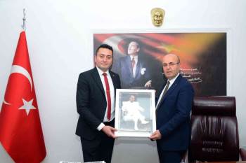 Zabıta Müdürü Yılmaz’Dan Kırşehir Belediye Başkanı Ekicioğlu’Na Sunum
