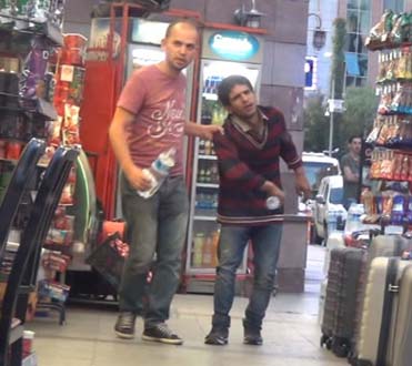 Bonzai içtiler yerlerde süründüler