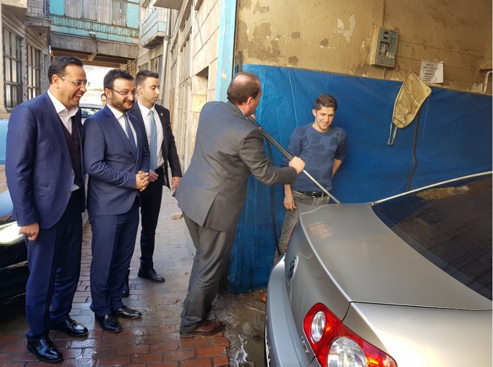Harun Karacan oto yıkamacı oldu!