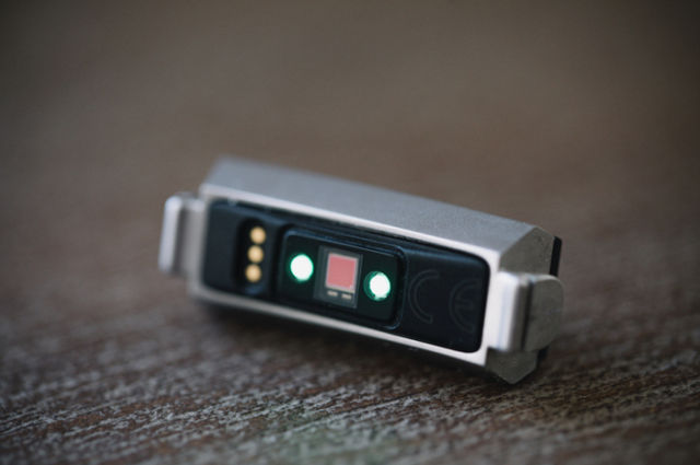 kavgaları başlamadan önce uyaran giyilebilir teknoloji 