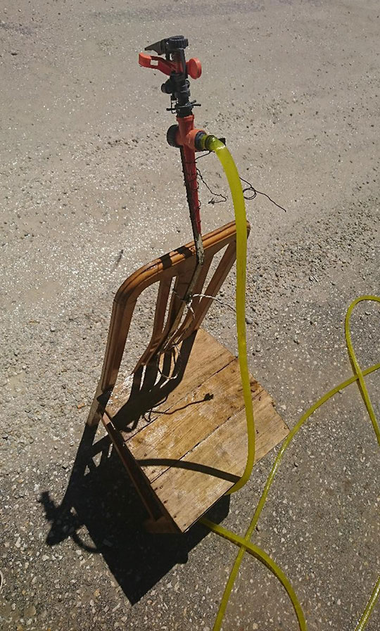 sıcaktan bunalan esnaf