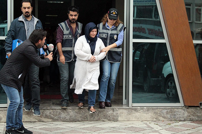 Kocaelinde Milyonluk vurgun, altın kızlar çetesi çökertildi