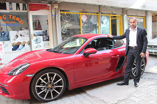 Dondurmadan çıkan yarım milyonluk lüks otomobili aldı