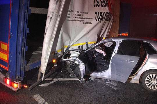 Üniversiteli çifti ölüm ayırdı