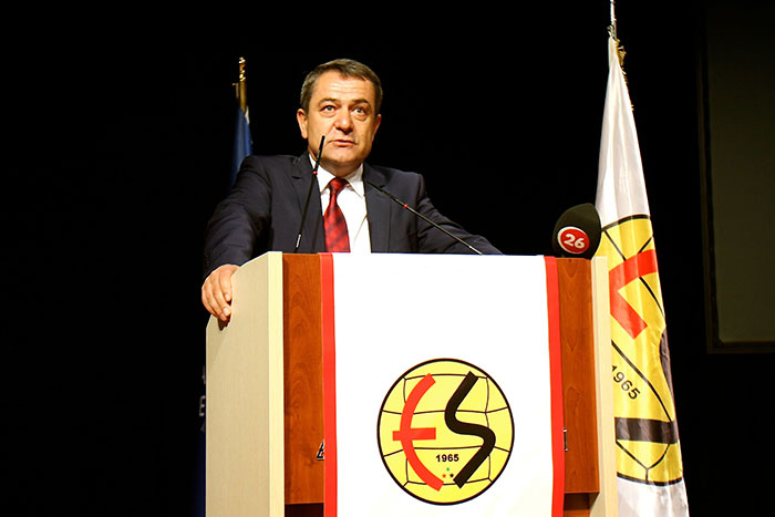 Eskişehirspor Kulübünün olağanüstü genel kurulu, 6 Aralık'a ertelendi.