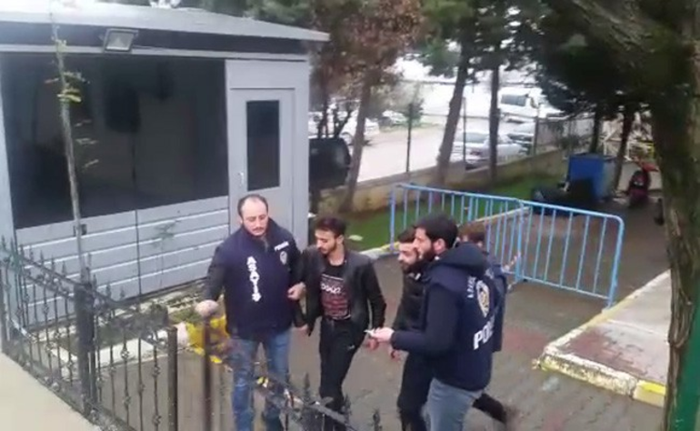 Oklavayla döverek hastanelik ettiler!