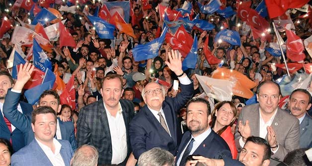 AK Parti neden kazandı?