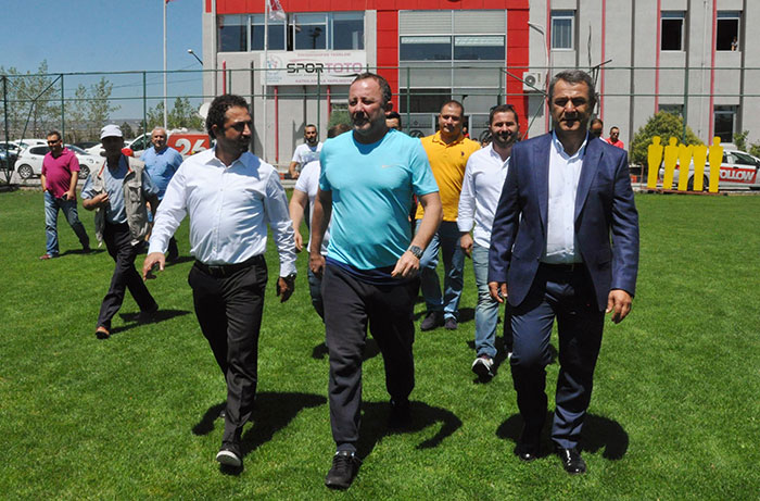 sergen yalçın eskişehirspor imza töreni