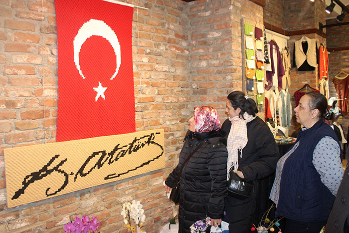 Telif hakları için başvurularda bulunduk