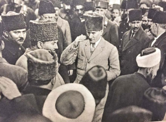 Atatürk Eskişehir’de konuştu!