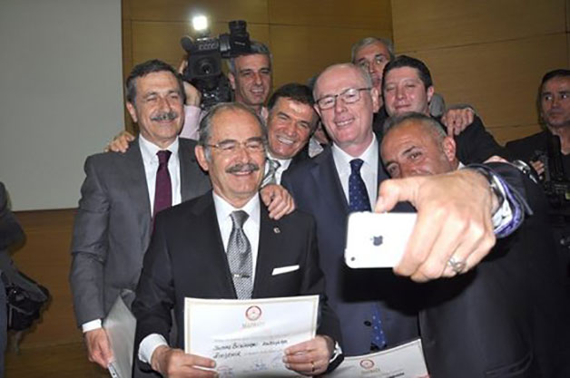 Büyükerşen’in adaylığını ilan ediyorum!