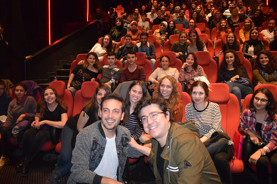 Yol Arkadaşım'ın galasında izdiham