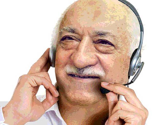 Gazetecileri de dinledi