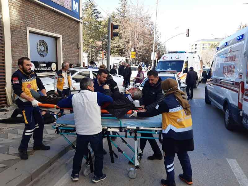 Eskişehir'de dehşet: Yayaların arasına daldı! 20.1.2023