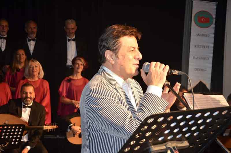 Eskişehir'de ünlü sanatçının konserine büyük ilgi! 21.10.2022