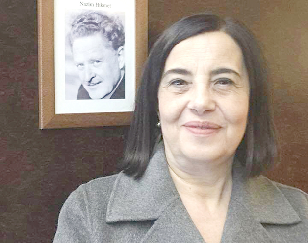 Süllü’den Büyükerşen’e övgü…