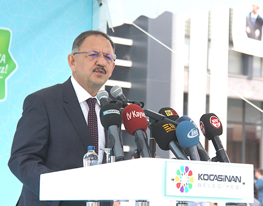Eskişehir Kayseri Twitter atışmasına Bakan da katıldı