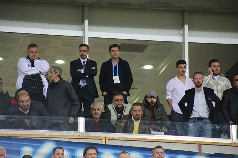 Sazak kayıtsız kalmadı 12.10. 2022