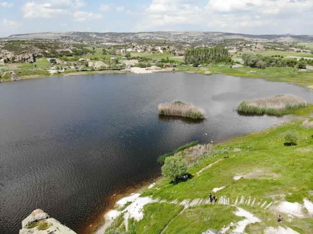 Emre Gölü Afyonkarahisar Eskişehir frig vadisi