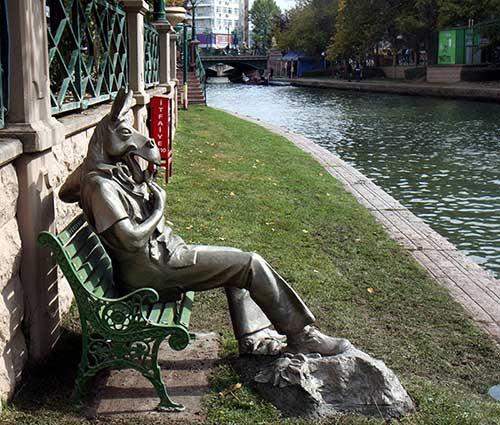 Eskişehir eşek heykeli