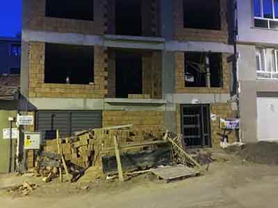 olayın yaşandığı inşaatta hala güvenlik önlemi alınmamış