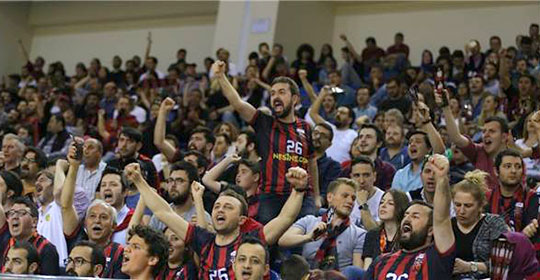 Potada da yüzümüz gülemedi! 85 - 71
