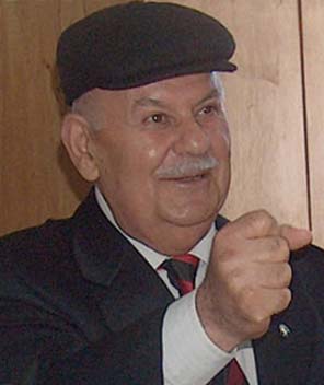 Necati Kutlu, geçirdiği rahatsızlık sonucu hayatını kaybetti.