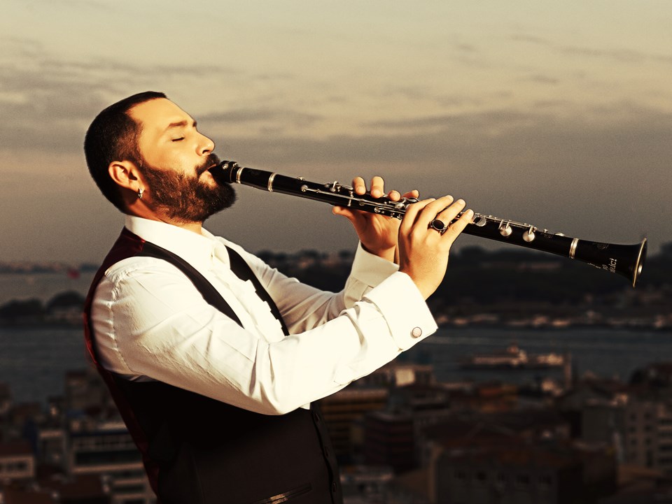 Hüsnü Şenlendirici