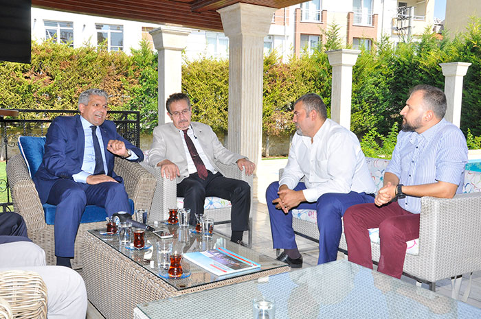 Eso başkan adayı Nadir Küpeli Esgroup'u ziyaret etti